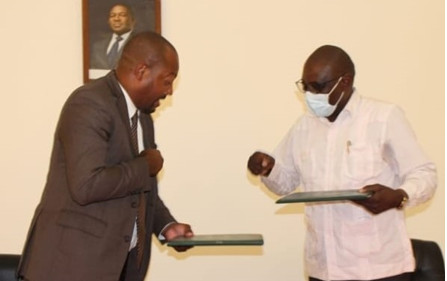 ISArC e Governo Concluem Memorando Sobre Desenvolvimento Turístico em Vilankulo