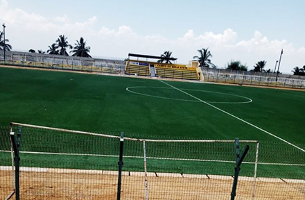 KARMOL Reabilita e Entrega Campo do Clube Desportivo de Futebol de Nacala em Nampula