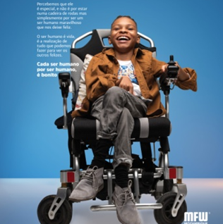 Mozambique Fashion Week: “Cada ser humano por ser humano é bonito”.