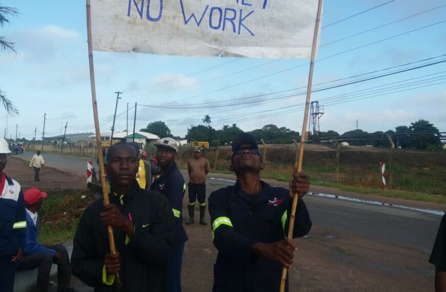 Tensão de Populares Pelo Terceiro Dia em Xinavane