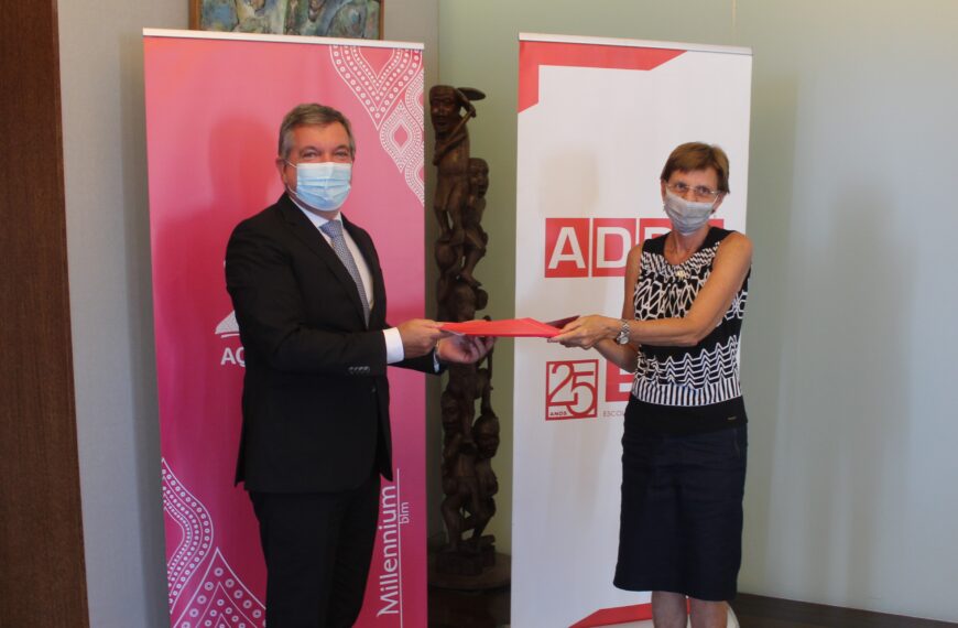 Millennium bim Patrocina Formação de Mais de 200 Professores do Ensino Primário Em Manica