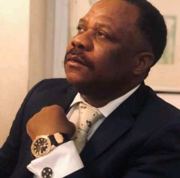 Álvaro Cossa Liberto do Cativeiro