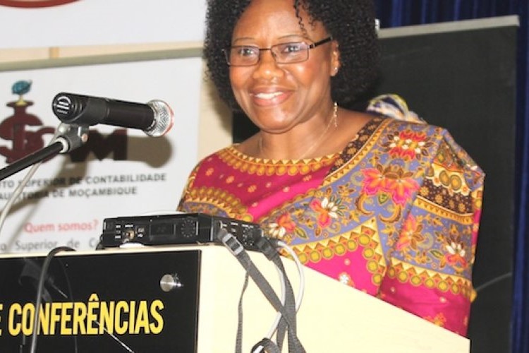 Reitora da Unilúrio no Lançamento das Festividades dos 15 Anos da Universidade Lúrio