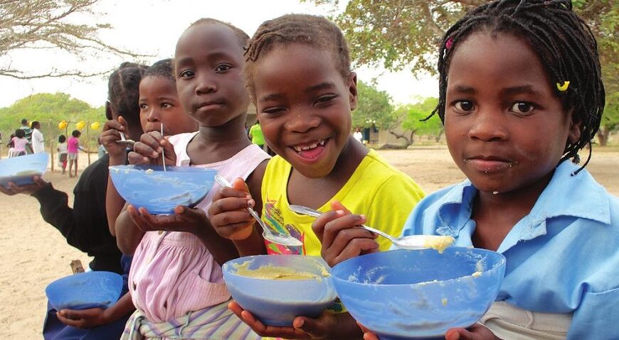 Cinquenta Raparigas Reintegradas na Escola em Moatize na Província de Tete