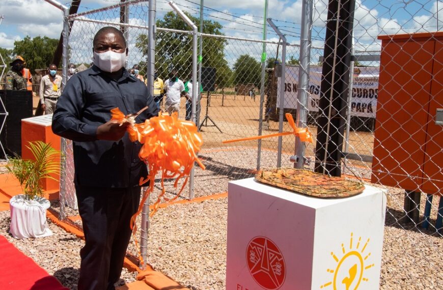 Filipe Nyusi Inaugura Rede Eléctrica em Mocuba e Namacurra na Província da Zambézia