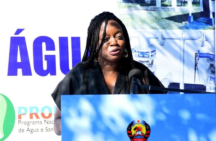 Reino Unido Doa Sistema de Abastecimento de Água para Comunidades de Salamanga