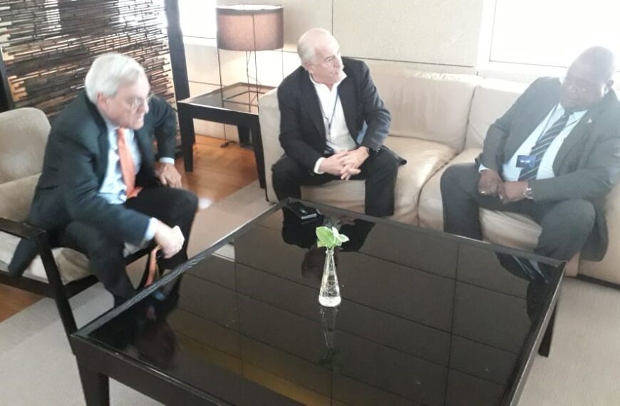 Ossufo Momade Reúne-se com o Presidente da Internacional Democracia em Angola