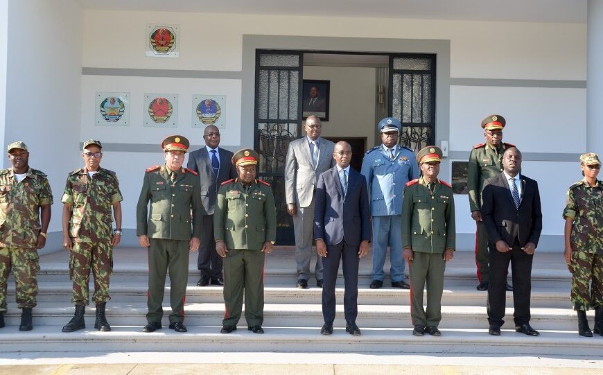 Cristovão Chume Prossegue Restruturação das Forças Armadas de Defesa de Moçambique