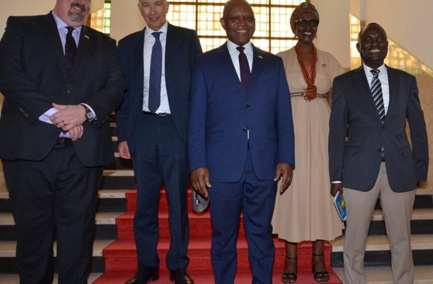 Líderes do PEPFAR, Fundo Global e ONUSIDA visitam Moçambique Para Apoio ao HIV/SIDA