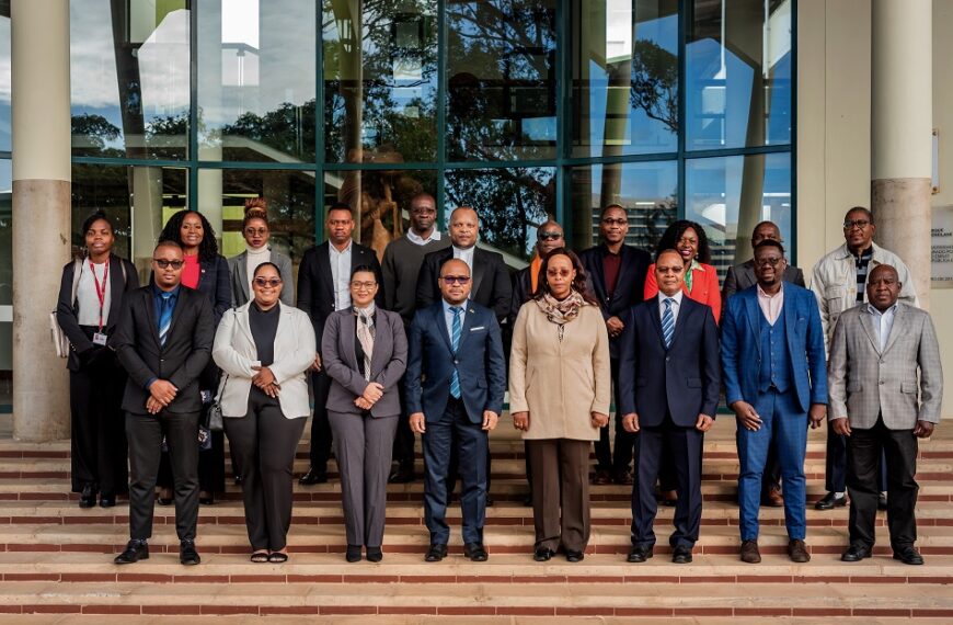 M-pesa e Vodacom Assinam Memorandos com a Universidade Eduardo Mondlane