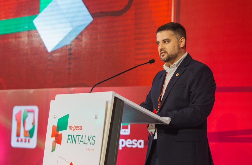 Moza Defende Envolvimento dos Pequenos Agricultores para a Inclusão Financeira no País