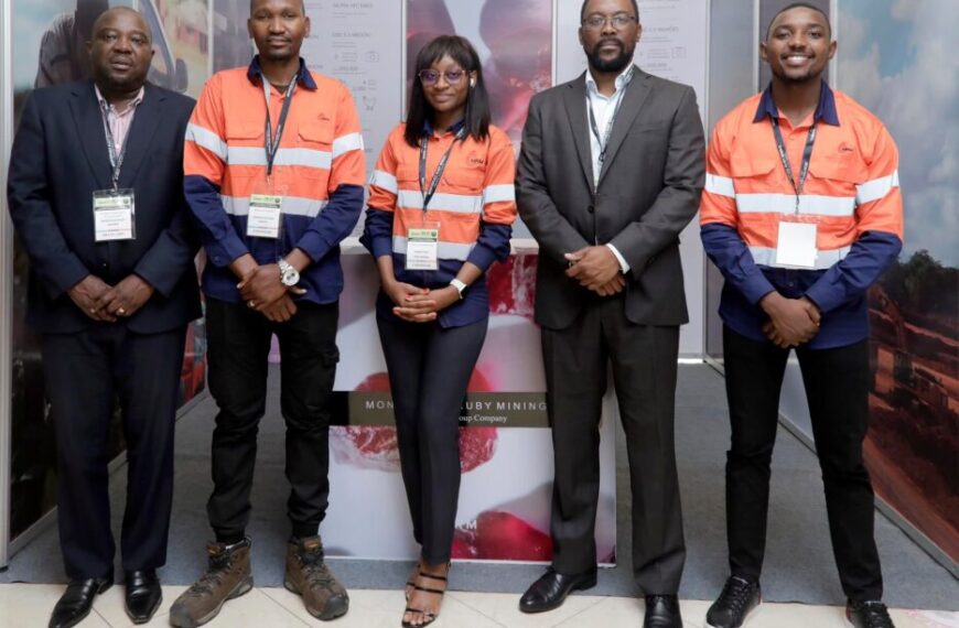 Clube Atlético de Montepuez Recebe Equipamento da Ruby Mining em Cabo Delgado