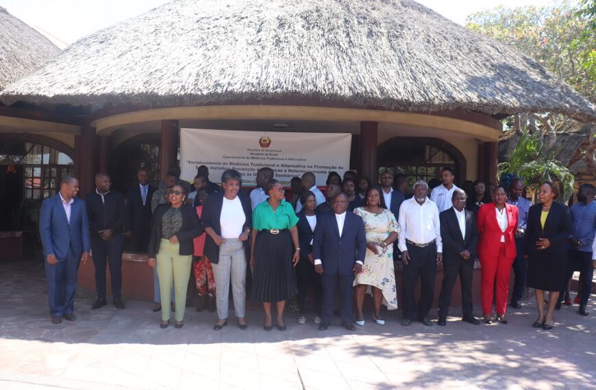 Ministério da Saúde Preocupado com Desarticulação Entre a Medicina Tradicional e Convencional