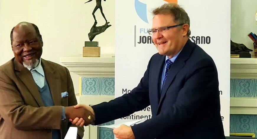 Mais Dinheiro da Fundação Joaquim Chissano no Projecto de Restauração do Parque da Gorongosa