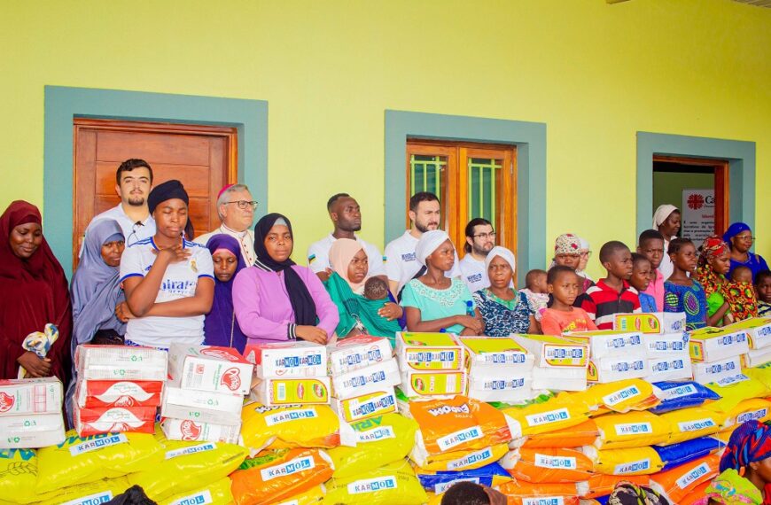 Karmol Entrega Mais de 8 Toneladas de Alimentos para Apoio Social em Nacala