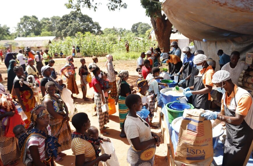 World Vision Diz Que Mais de 35.000 Crianças Estão Deslocadas Devido a Guerra no Norte