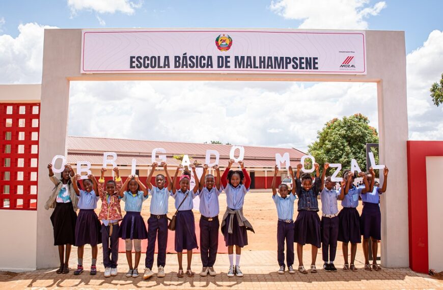 Mais de 4000 Crianças Vão Beneficiar da Escola Construída Pela Mozal em Malhampsene