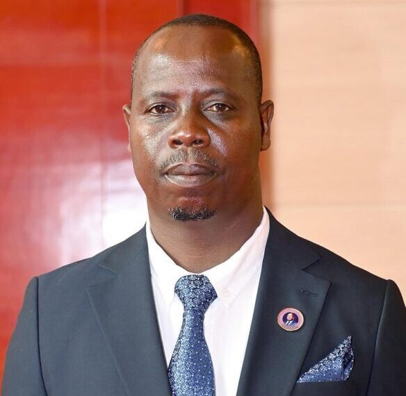 Manuel Simão Substitui Júlio Parruque no Cargo de Governador da Província de Maputo