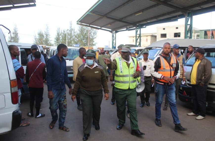 Polícia Municipal Intensifica Combate ao Desvio de Rotas em Maputo