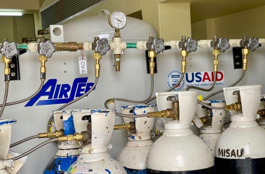 Governos de Moçambique e E.U.A. Inauguram Fábrica de Oxigénio na Zambézia