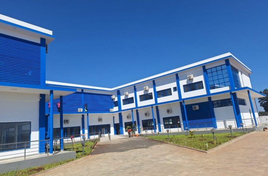 Margarida Talapa Visita Obras da Futura Delegação Provincial do INSS em Nampula