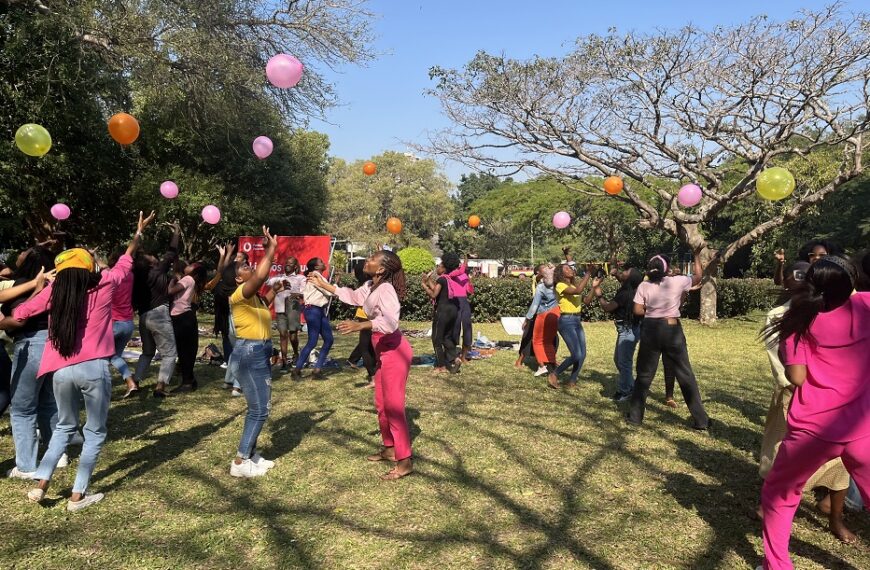 Mais 200 Mulheres Iluminadas com Histórias Inspiradoras e Empoderamento Feminino no SHINE DAY