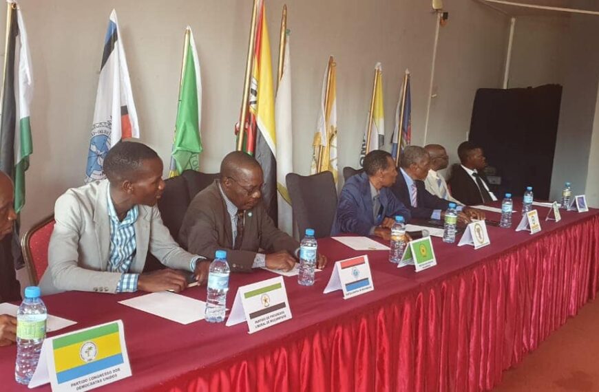 Oito Partidos Extraparlamentares Declaram Apoio a Candidatura da Renamo e Ossufo Momade