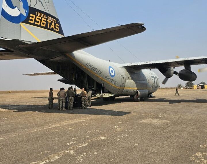 Militares Gregos Condecorados Pelo Apoio a Moçambique no Combate ao Terrorismo