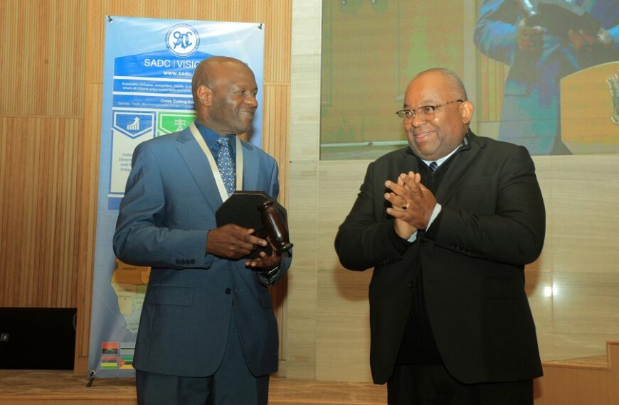 SADC Inicia Processo de Transição da Presidência de Angola para Zimbabué