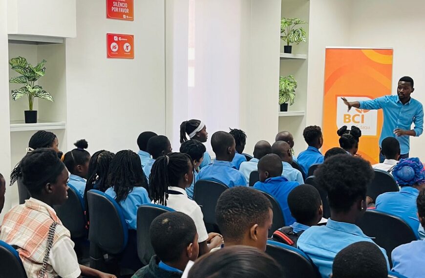BCI Promove Palestra Sobre Promoção dos Direitos da Criança na Cidade da Beira