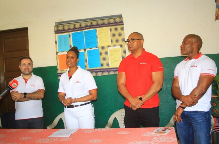 Moza Leva Literacia Financeira e Kits Escolares a Raparigas Carenciadas de Nampula