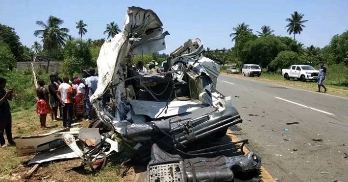 Acidente Mata 13 e Fere 7 Pessoas no Distrito de Morrumbene em Inhambane
