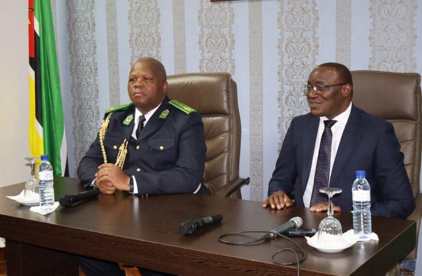 Bernardino Rafael e Os Impactos das Manifestações de Venâncio Mondlane na Policia