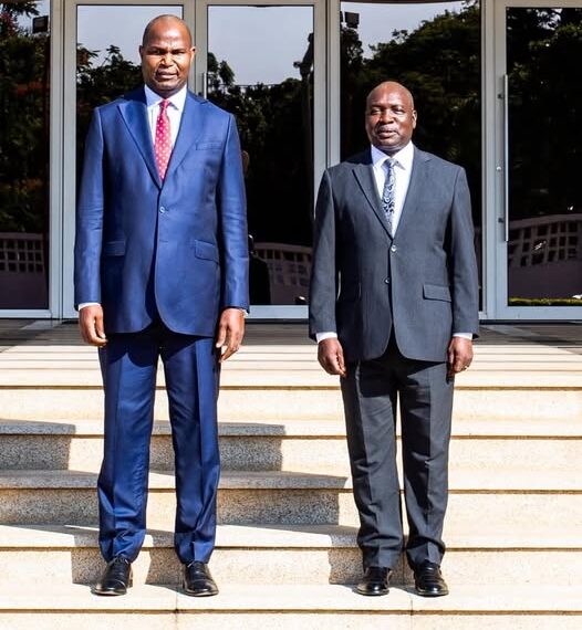 Daniel Chapo Fecha o Ciclo da Construção Ministerial com ‘Nomeação de Agradecimento’