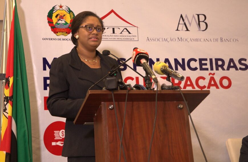 Governo Anuncia 10 Mil Milhões Para Apoiar as Empresas Afectadas Pelas Manifestações