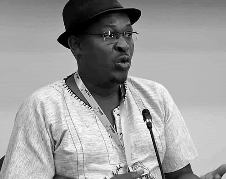 Depois de ‘Phambeni’ Luís Nhachote Apresenta-se Hirto “Do Alto da Colina”