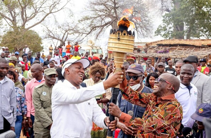 Tocha da Chama da Unidade Nacional Chega a Província de Manica