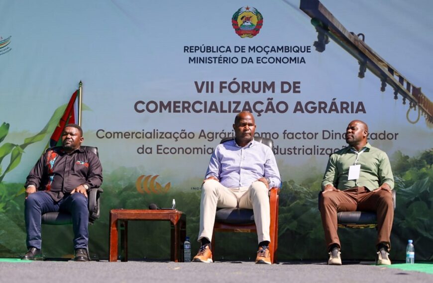 Presidente Chapo Lança Campanha de Comercialização Agrária em Sunssundenga em Manica