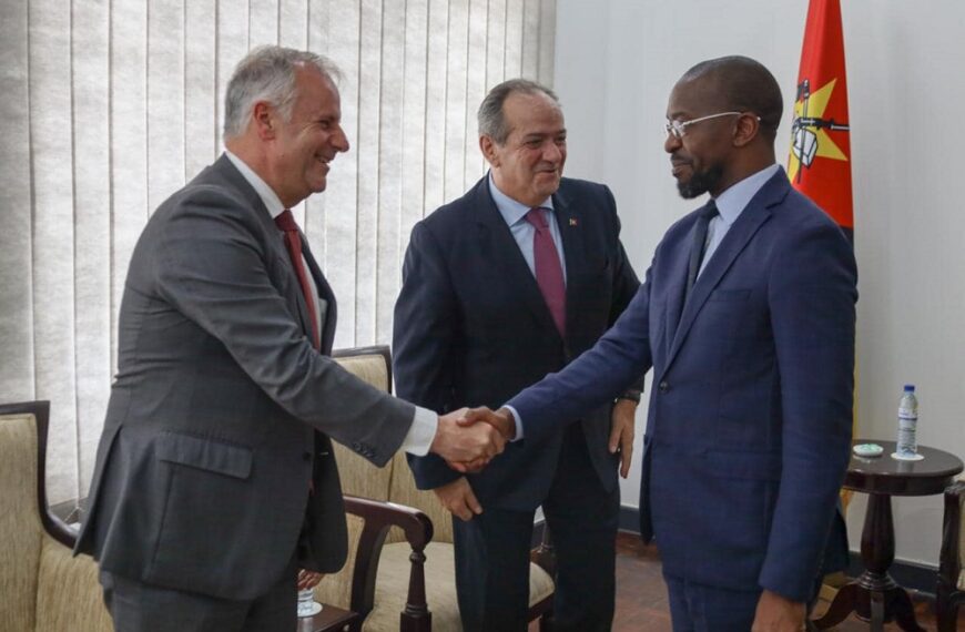 Cristóvão Chume Participa na XXIV Reunião dos Ministros da Defesa dos Estados Membros da CPLP