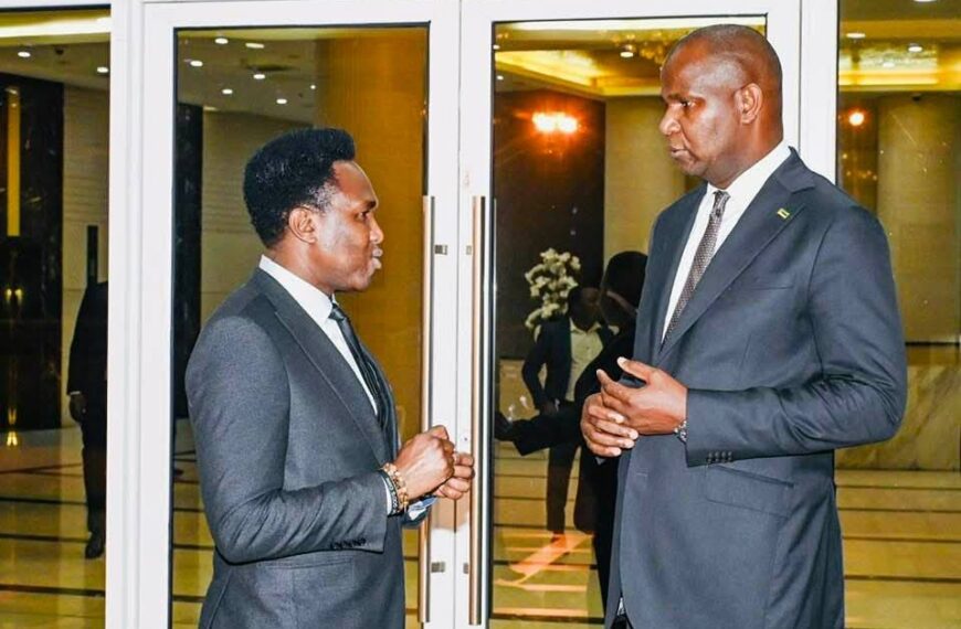 Quando o Chefe de Estado Recebe em Audiência o ‘Presidente do Povo’