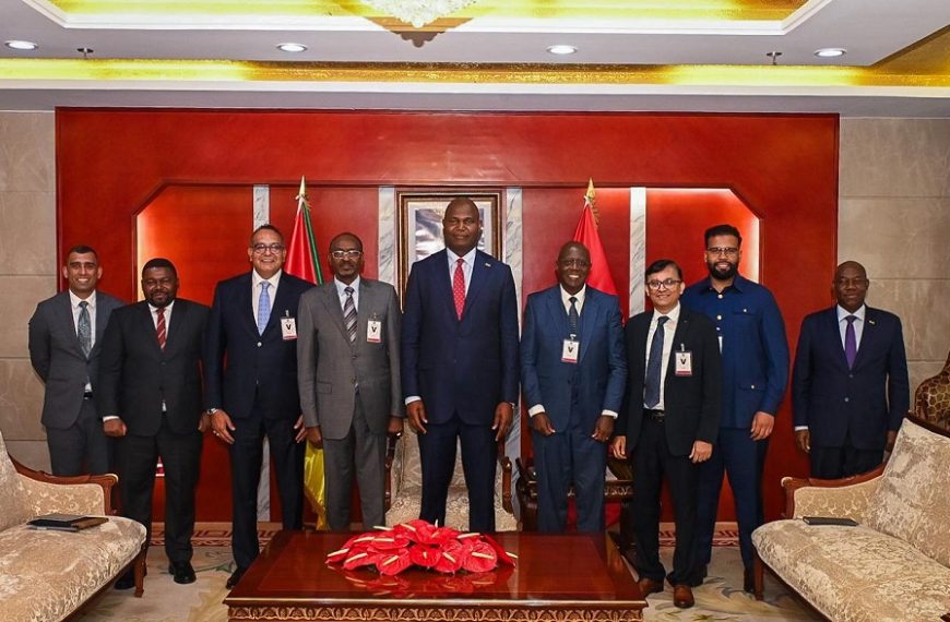 Presidente Daniel Chapo Discute Cooperação Com o Presidente do Hass Petroleum Group