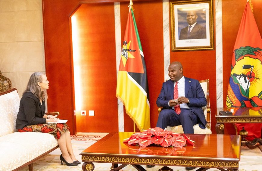 Presidente Daniel Chapo Recebe Em Despedida Alta-Comissária do Canadá Sara Nicholls