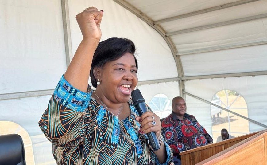 Governadora de Gaza Inaugura Residencial Para 44 Famílias na Vila da Macia