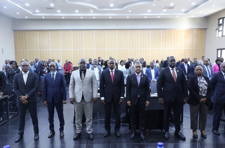 Salim Valá Considera o MPD “Tanque de Pensamento Estratégico de Planificação e Desenvolvimento”