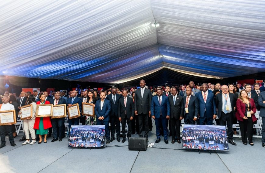 Uma Espécie de Maratona Com Daniel Chapo na Abertura da 60ª Edição da Facim