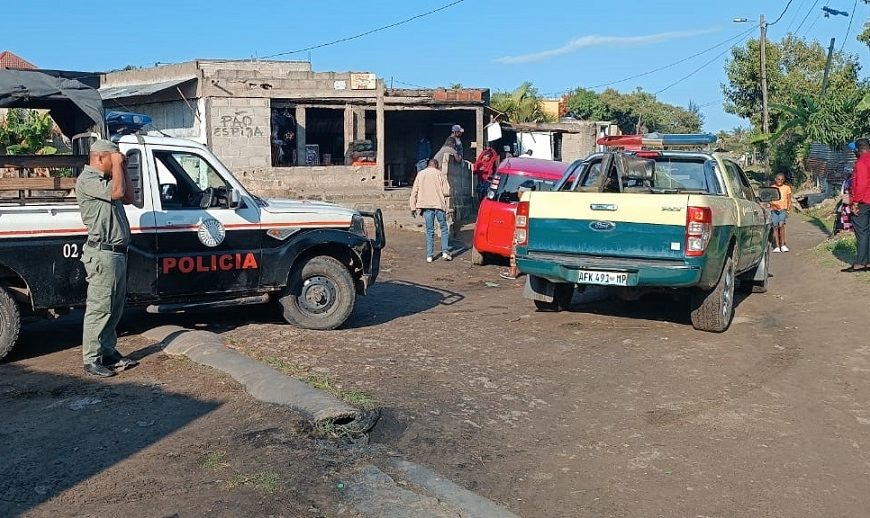 Polícia Municipal da Matola Recolhe Bebidas Espirituosas nas Bancas da Autarquia