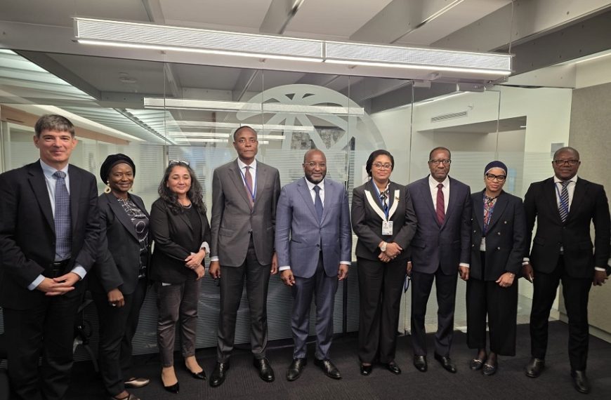 Carla Loveira Aponta Retracção Económica e Desafios Estruturais das Finanças Públicas