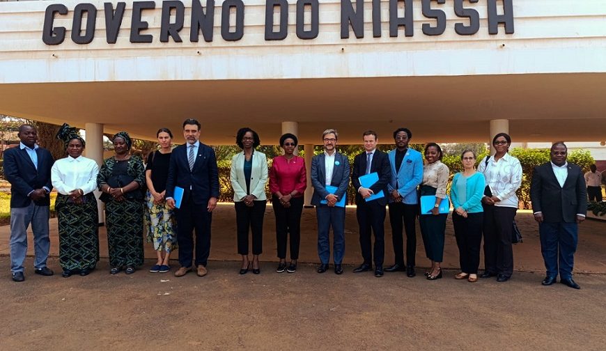 Ministra do Trabalho, Género e Acção Social Trabalha na Província de Niassa