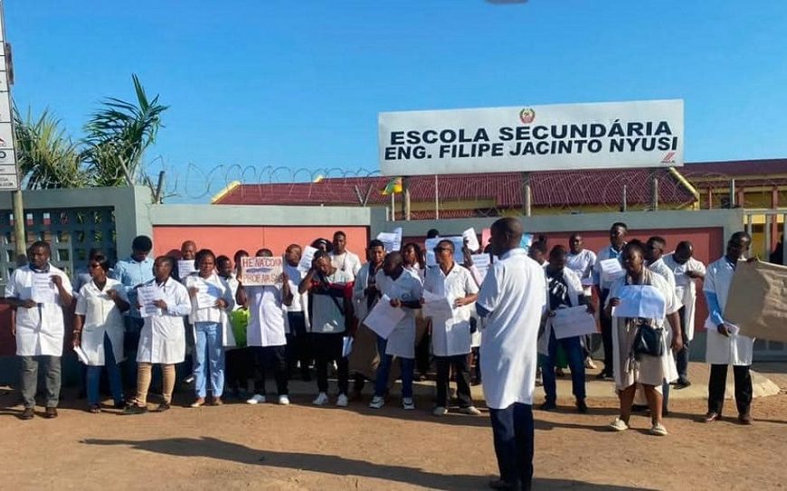 No Segundo Dia de Avaliações Vazou o Exame de Matemática da Nona Classe