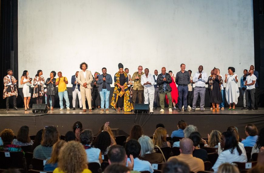 Entre o Inolvidável e Apoteótico Estreia “O Ancoradouro do Tempo” no Cine-Teatro Scala em Maputo